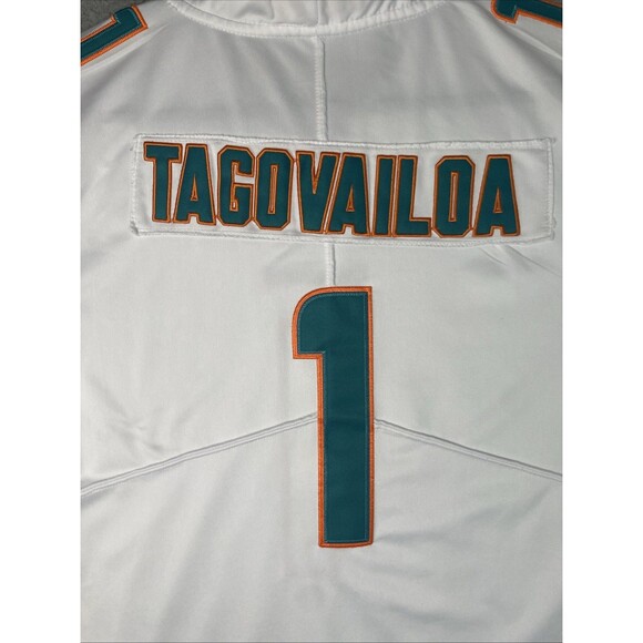 Nike Stitched Jersey Tua Tagovailoa #1 Miami Dolphins Mens Small 42 White NFL - Picture 2 of 9